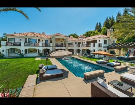 Kevin James's home Encino